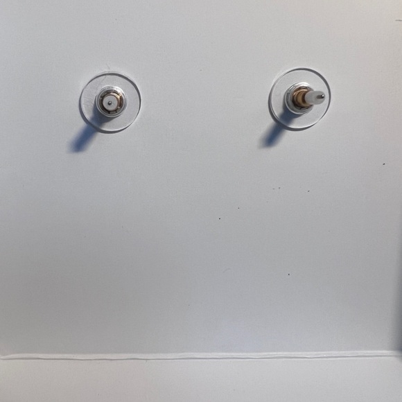 Disney X Baublebar Disney Donald Duck Sparkle Stud Earrings NEW - Picture 5 of 6